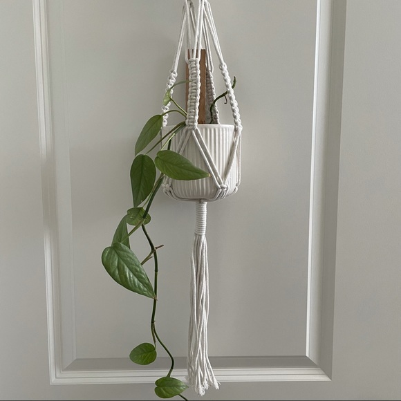 Macrame Plant Hanger - Picture 2 of 4
